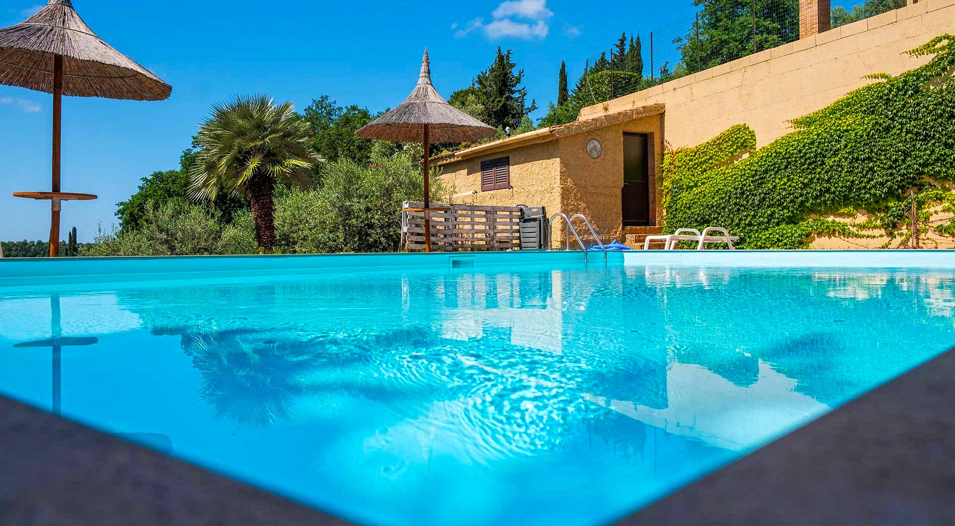 Piacevoli momenti di benessere nella piscina d'acqua salata